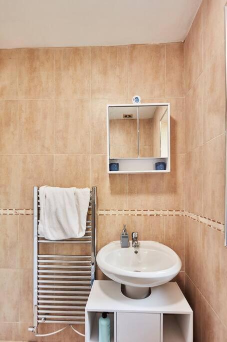*Little Haven In Leeds* ¤Private Parking¤ Ensuite Leeds  Kültér fotó